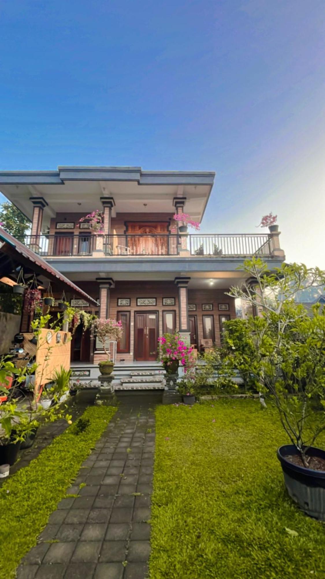 Homestay Nano Ari And Art Class Ubud (Bali)